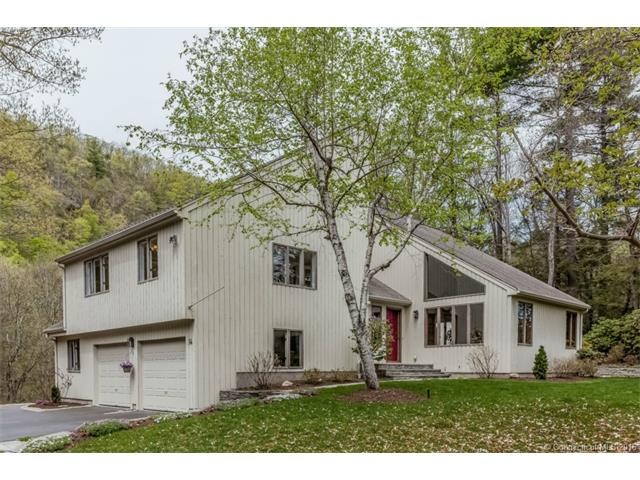 14 Browngate Ln, Simsbury, CT 06070 - photo 1