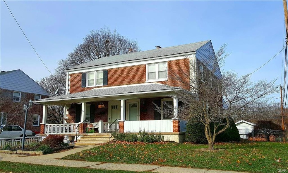 611 Mohawk St, Allentown, PA 18103 - photo 1