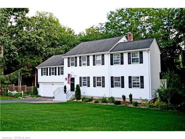 73 Belle Woods Dr, Glastonbury, CT 06033 - photo 1