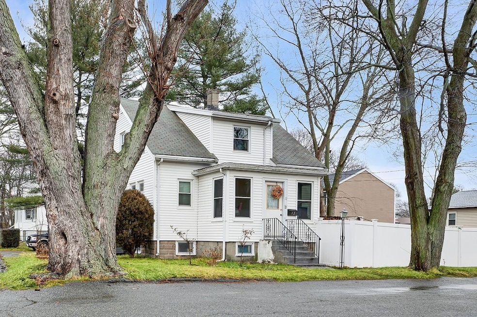 12 Guild Rd, Saugus, MA 01906 - photo 1