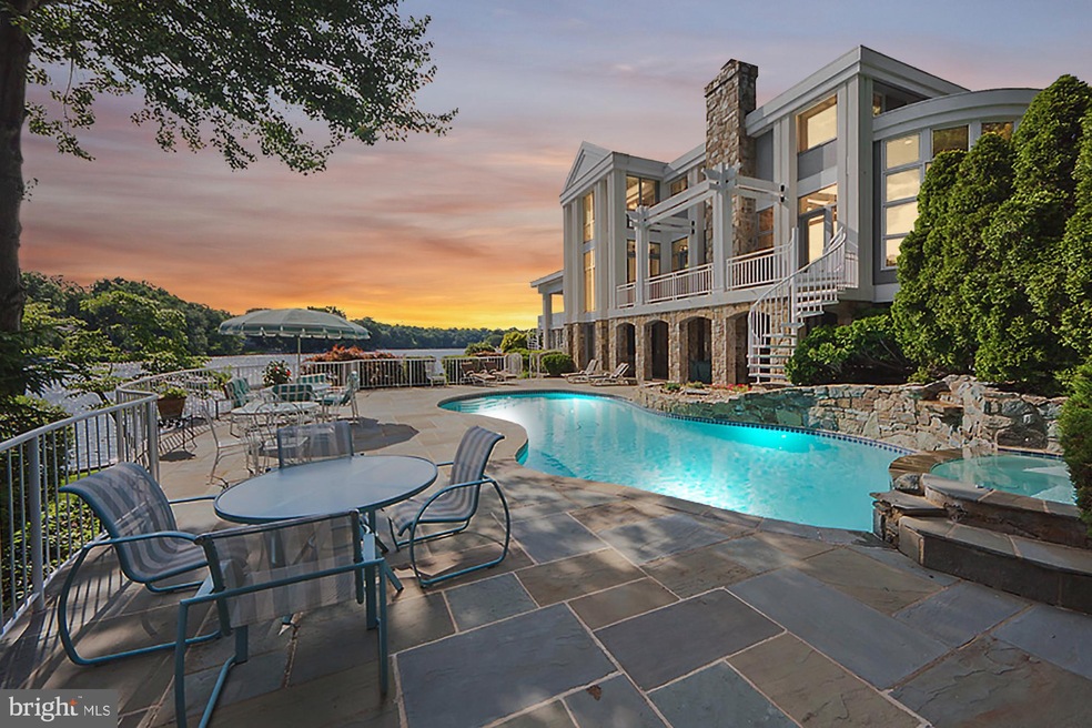 3614 Boat Dock Dr, Falls Church, VA 22041 - photo 1