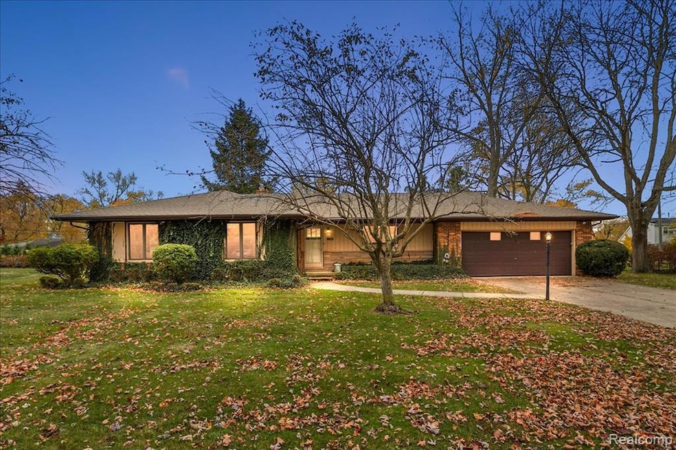 Pending $550,000 • Co-Listing Agent