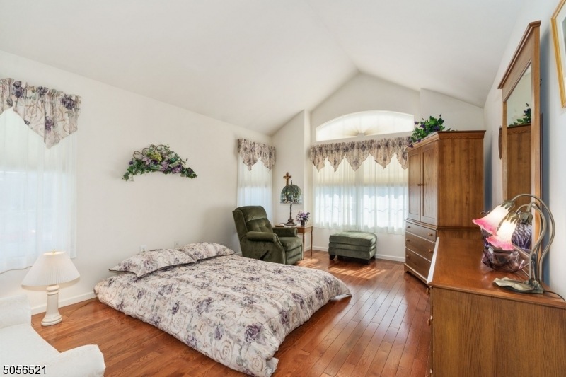 101 Marlboro Cir unit 101, Stewartsville, NJ 08886 - photo 1