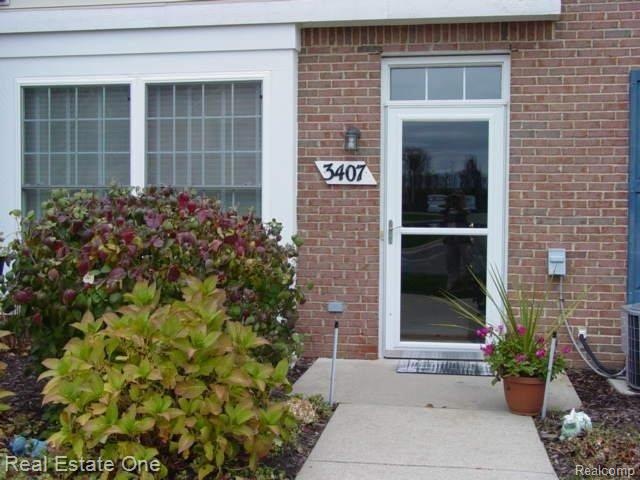 3407 Kneeland Cir