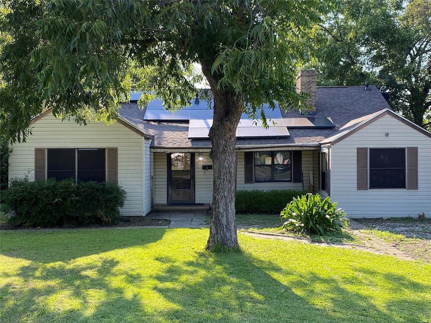 1849 Pleasant Dr, Dallas, TX 75217 - photo 1