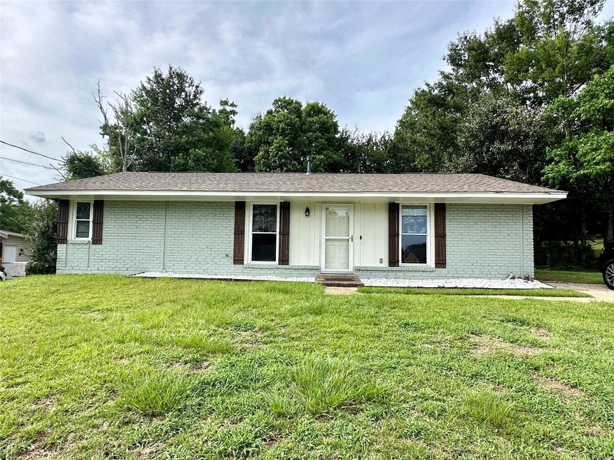 237 Clubview Dr, Prattville, AL 36067 - photo 1