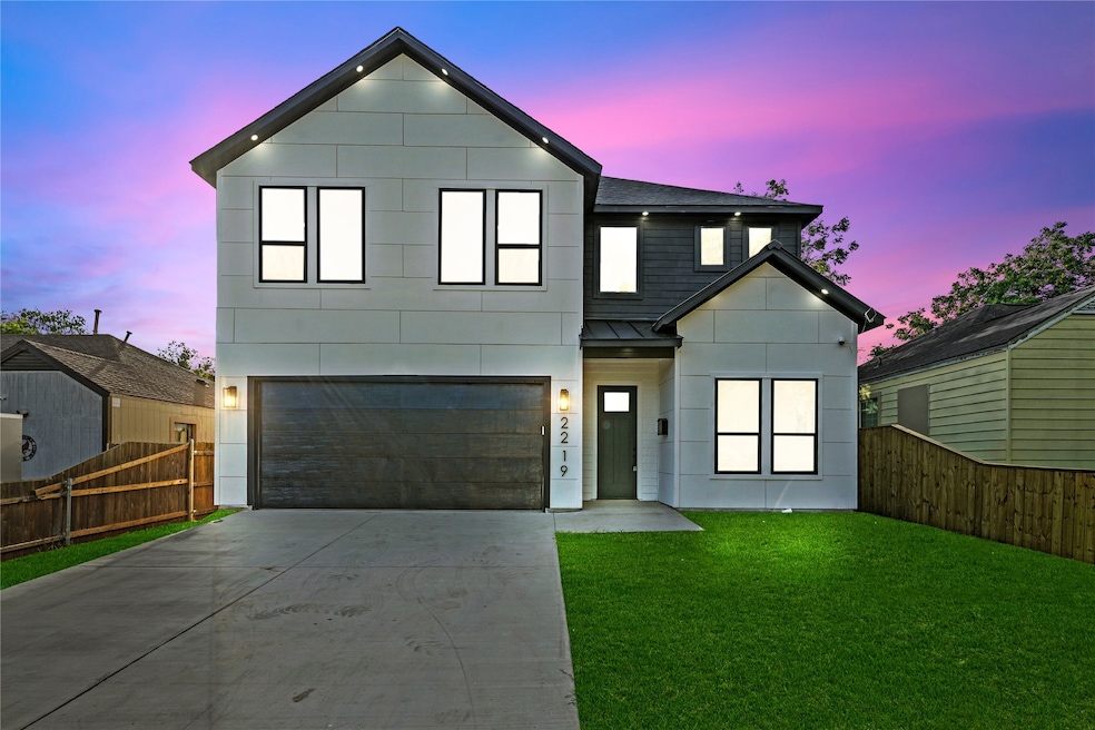 For Sale $675,000 • Co-Listing Agent