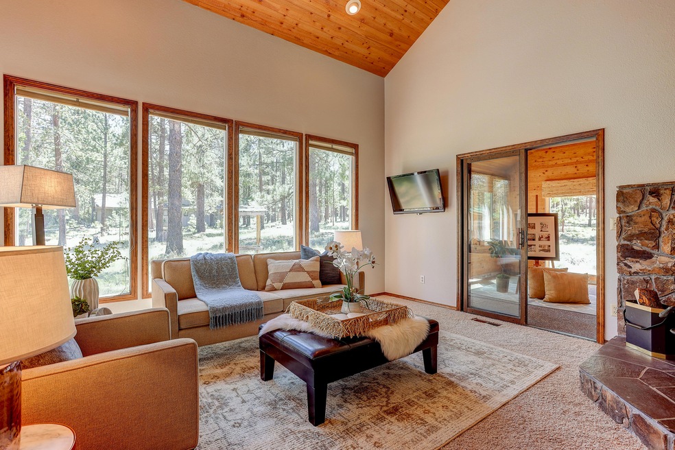 18054 East Butte Ln. Sunriver, OR