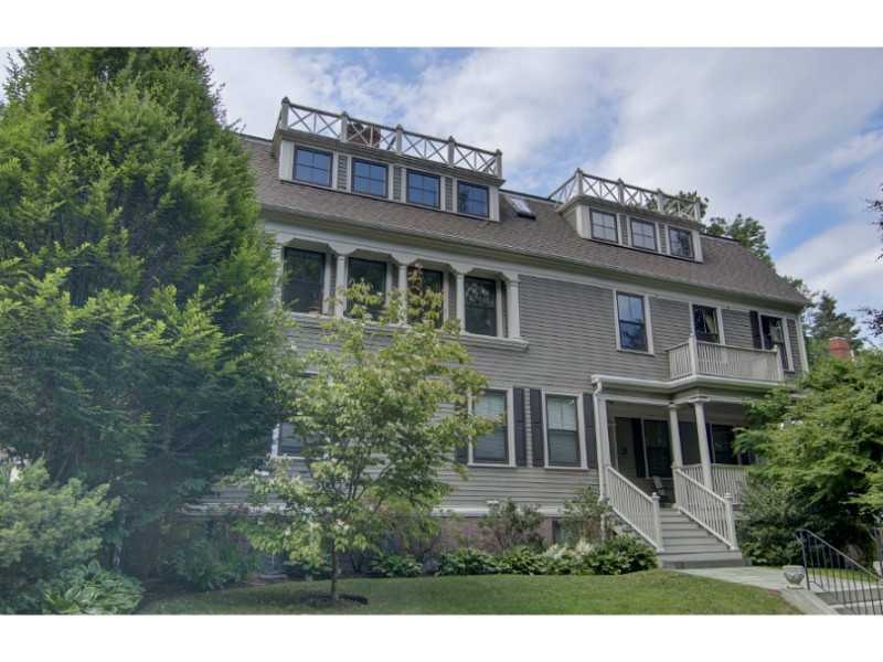 276 George St unit 3, Providence, RI 02906 - photo 1