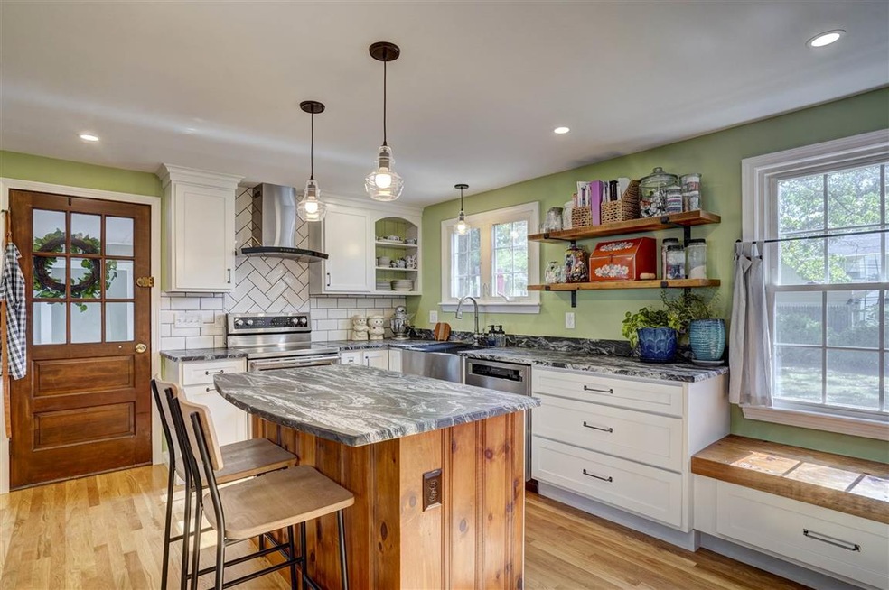 50 Denis St, Manchester, NH 03102 - photo 1