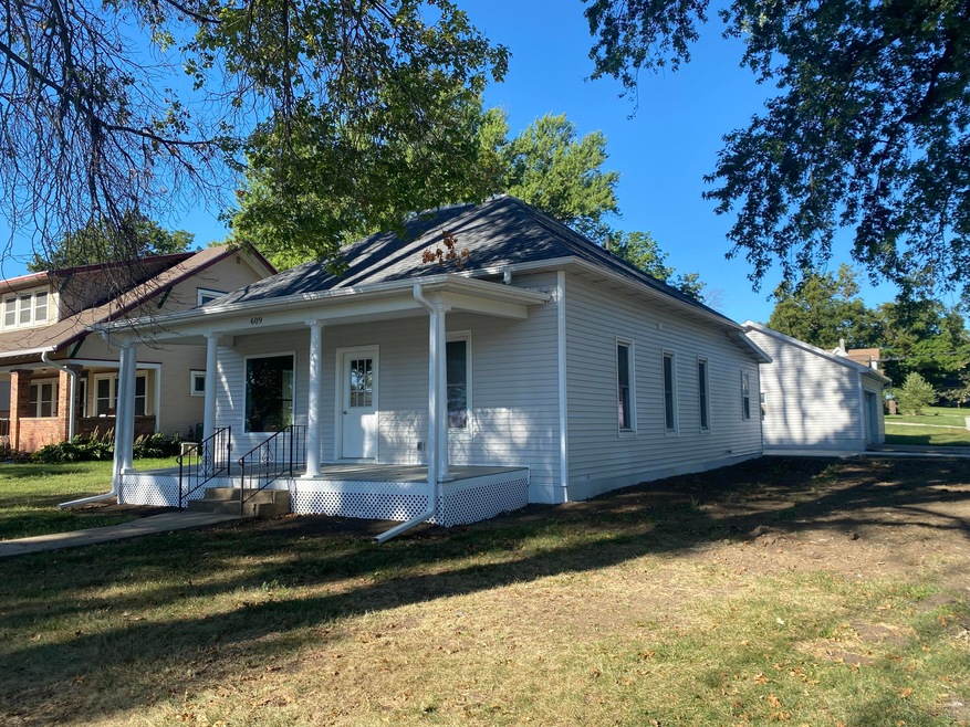 609 Normal St. Woodbine
