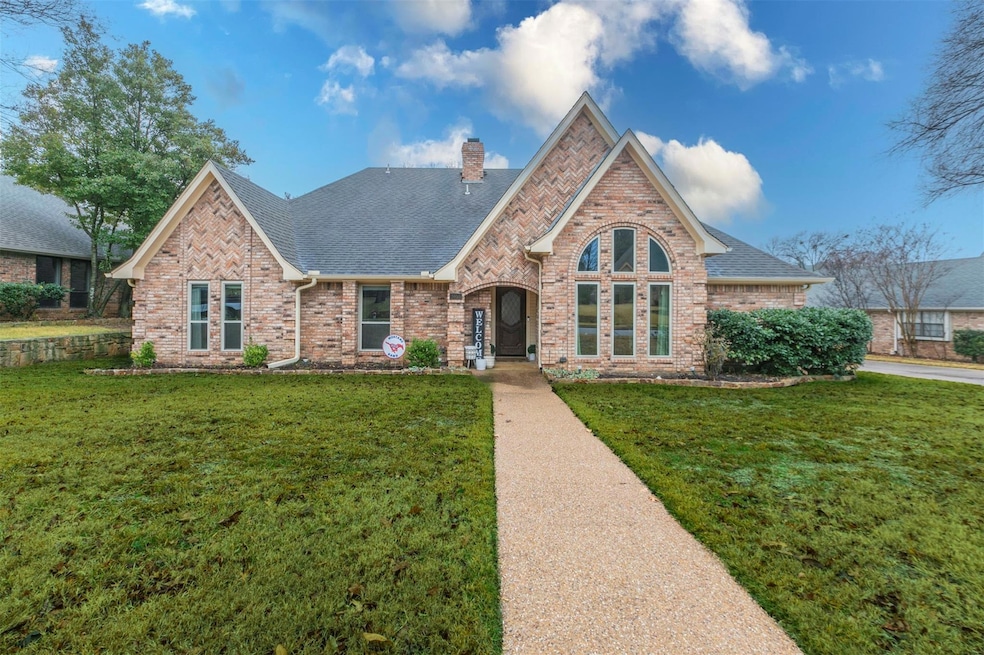 Great curb appeal.