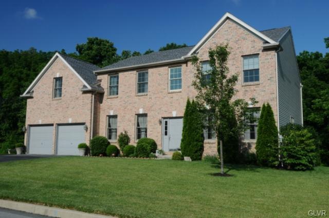 160 Robert Dr, Allentown, PA 18104 - photo 1