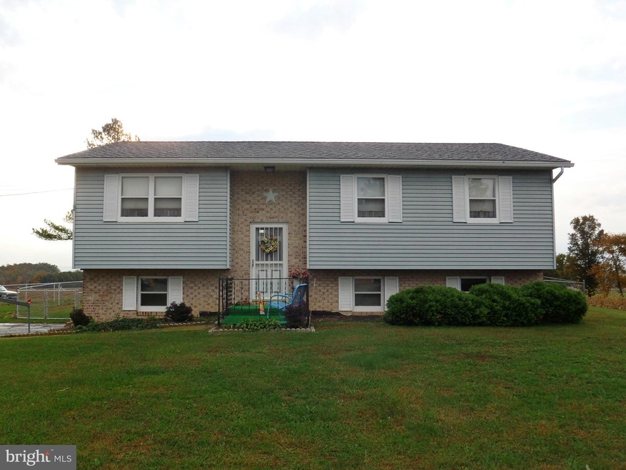 1260 Brechbill Rd, Chambersburg, PA 17202 - photo 1