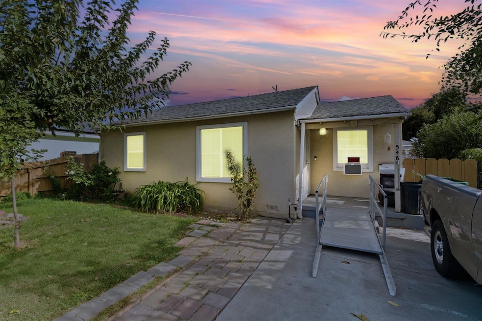 546 N Watts Ave, Stockton, CA 95205 - photo 1