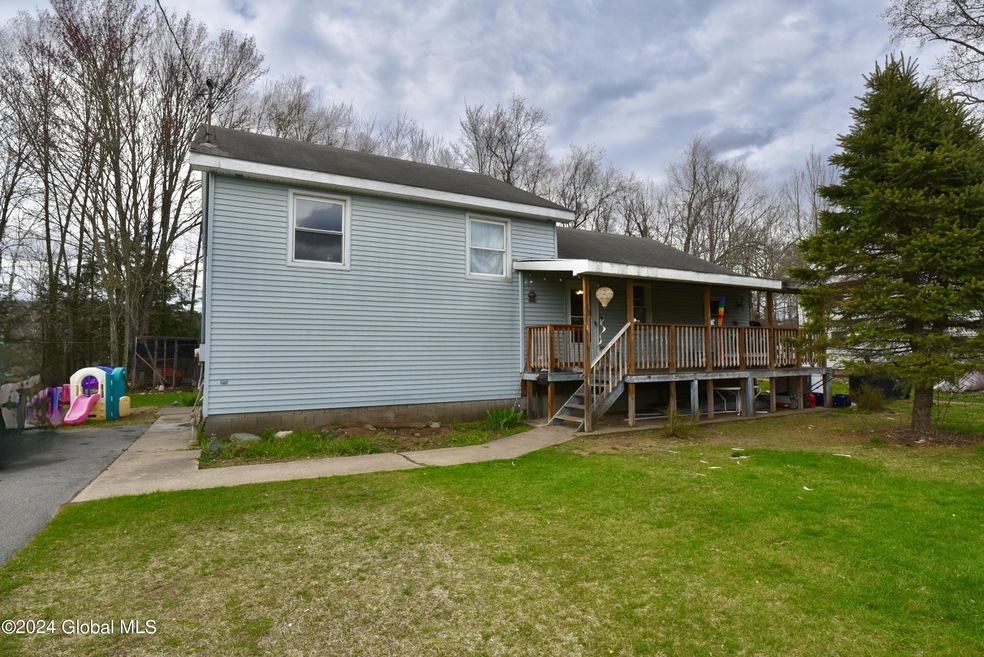 13 White St, Corinth, NY 12822 - photo 1