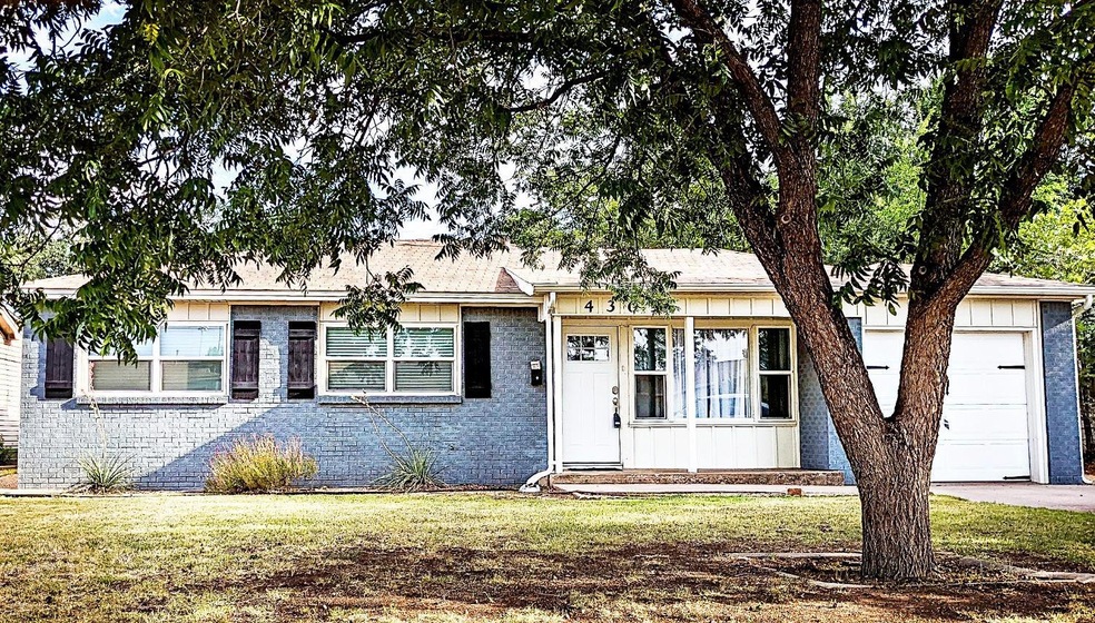 4309 29th St, Lubbock, TX 79410 - photo 1