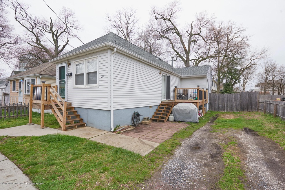 21 jahn 1 outside of house