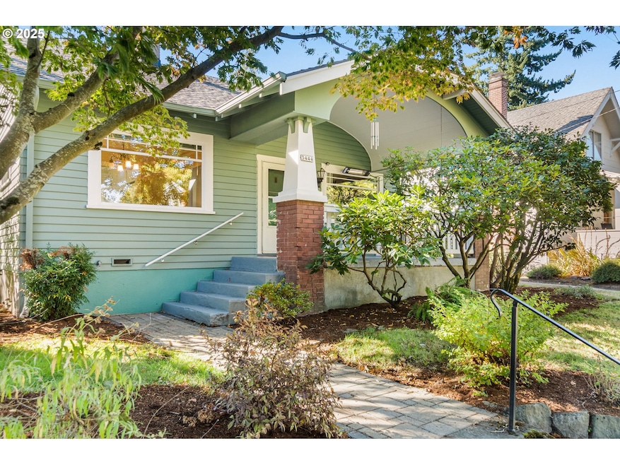Pending $550,000 • Co-Listing Agent