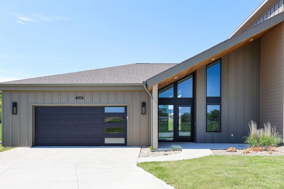 4004 Keagles Crossing, Cedar Falls, IA 50613 - photo 1