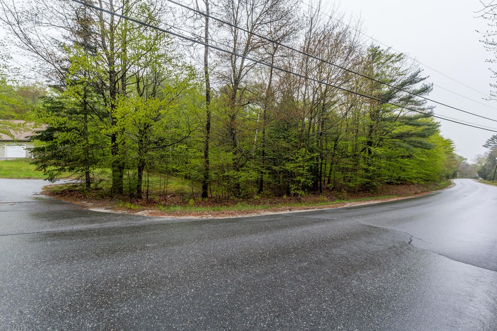 18 Beech Hill Rd, Freeport, ME 04032 - photo 1