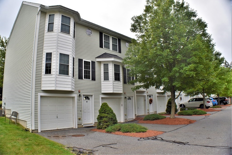 97 Hildreth St unit 10, Lowell, MA 01850 - photo 1