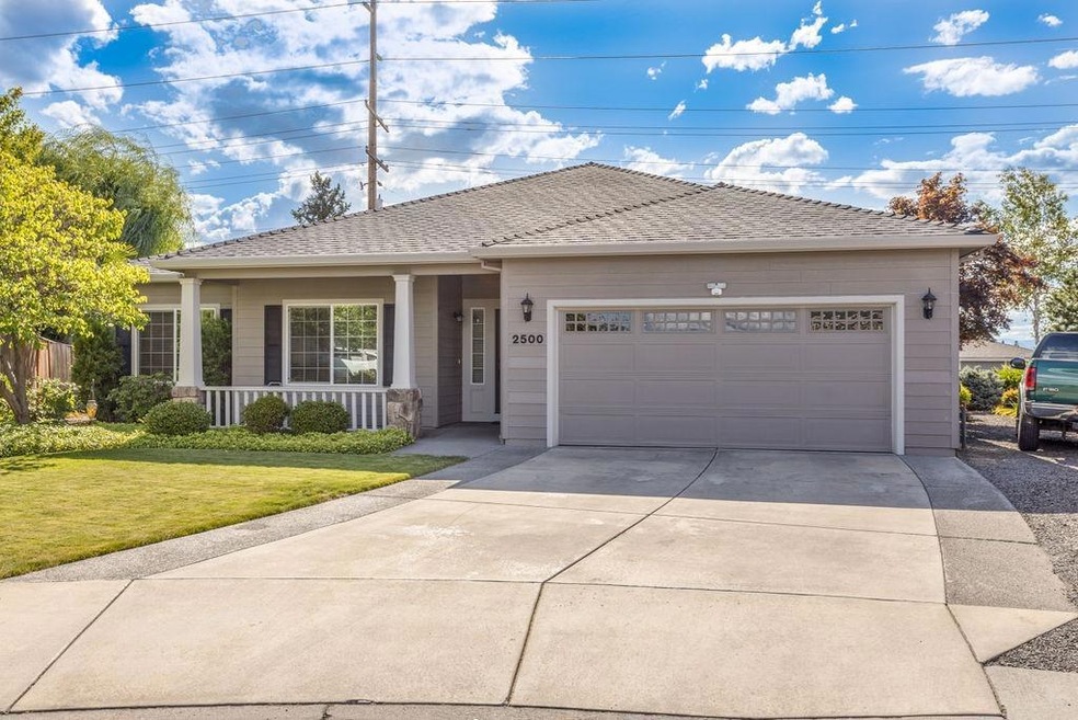 2500 Bethany Ct, Medford, OR 97504 - photo 1