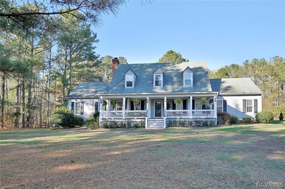 Welcome to 18302 W. County Line Road!  This beauti