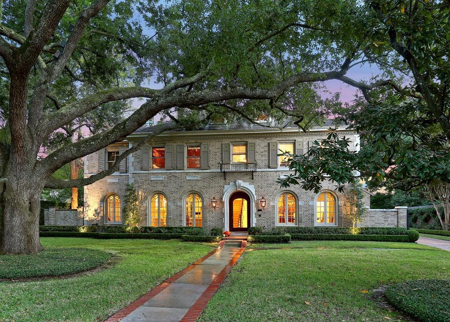 2145 Brentwood Dr, Houston, TX 77019 - photo 1