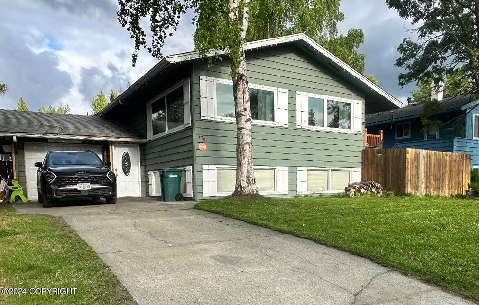 4701 Pavalof St, Anchorage, AK 99507 - photo 1