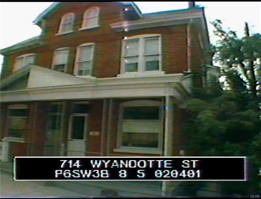 714 Wyandotte St, Bethlehem, PA 18015 - photo 1