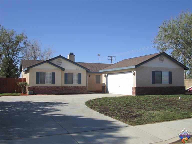 5448 Cobalt Ave, Rosamond, CA 93560 - photo 1
