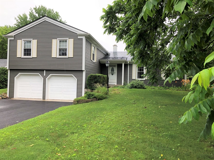 1048 Cardinal Ct, Batavia, IL 60510 - photo 1