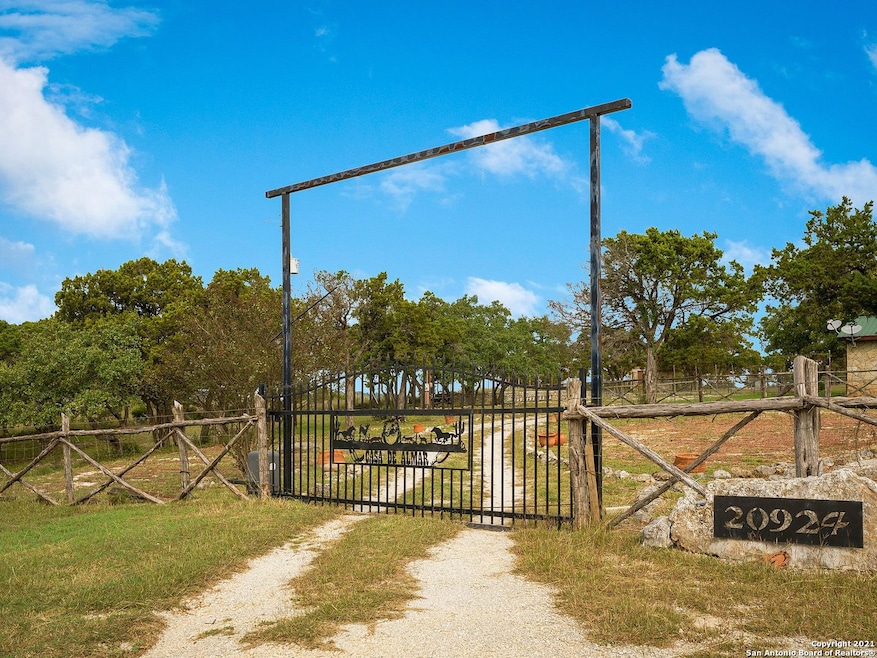 20924 Sams Ranch Rd, Helotes, TX 78023 - photo 1