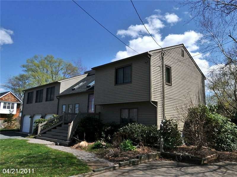 39 Colonial Ave, Barrington, RI 02806 - photo 1