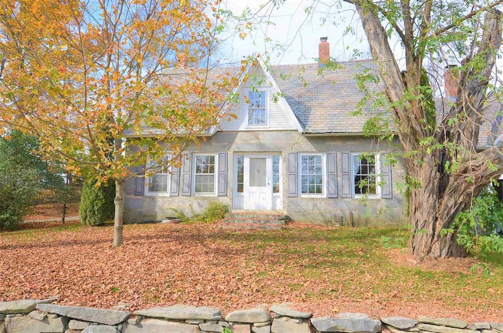 447 Center Rd, Cavendish, VT 05142 - photo 1
