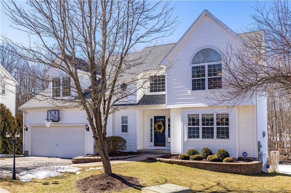 85 Moss Glen, Middletown, CT 06457 - photo 1