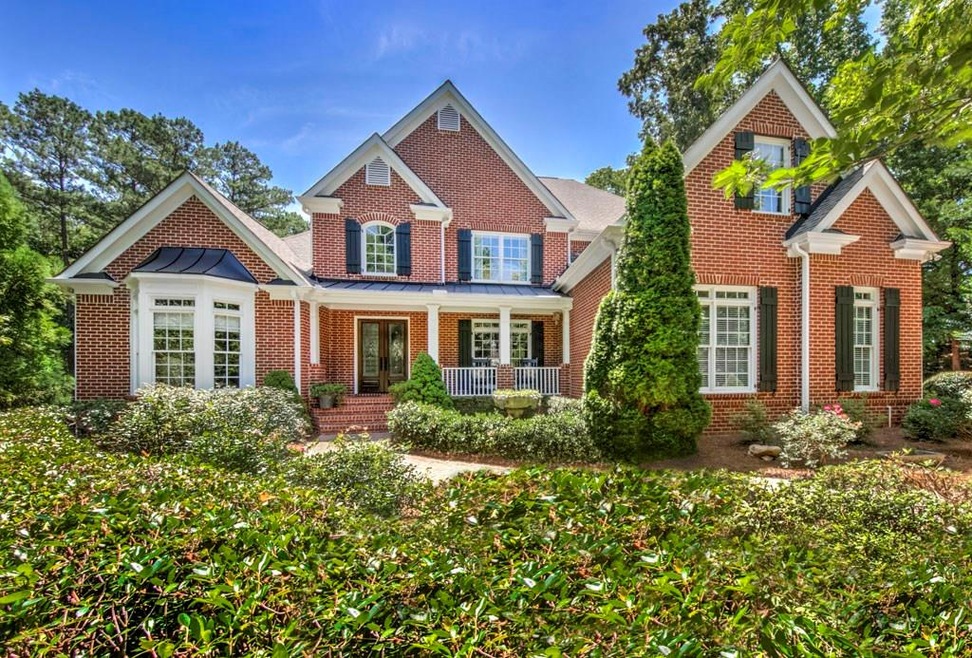 Stately Four-side Brick with Master on Main on l.4