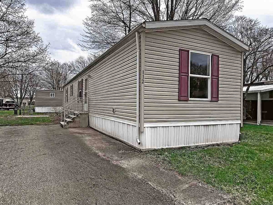 Lot 112