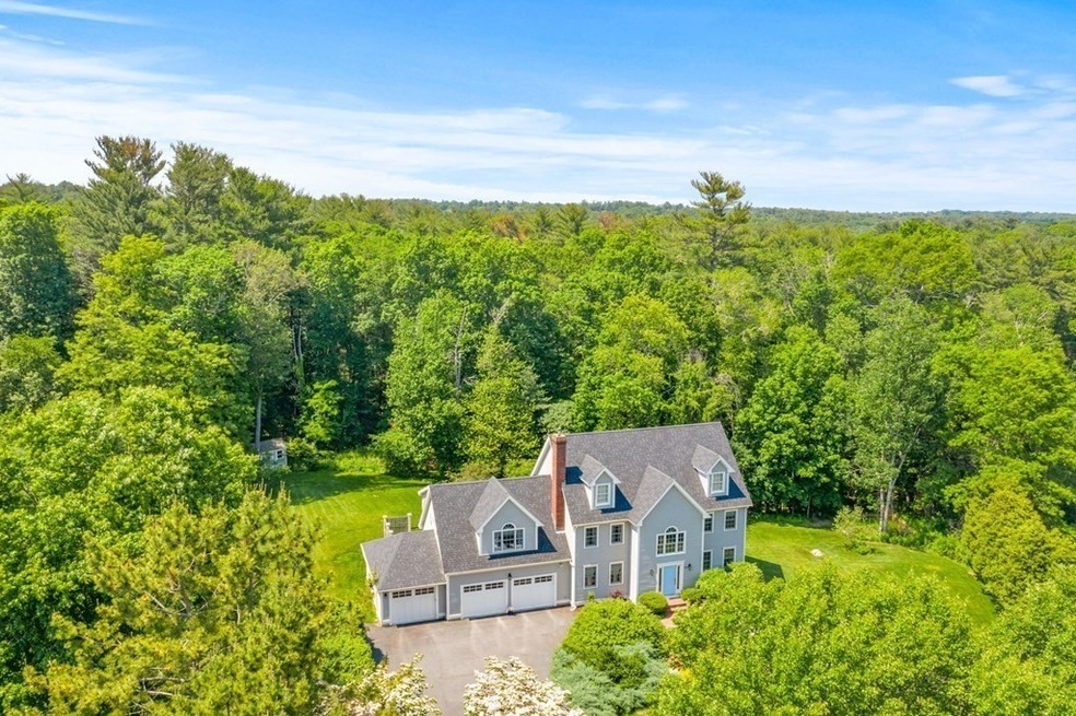 136 Tack Factory Pond Dr, Scituate, MA 02066 - photo 1