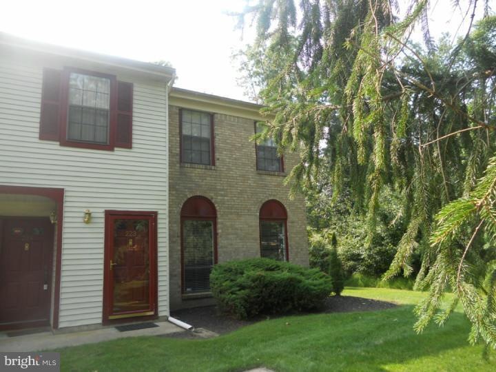 223 Wyndham Place, Trenton, NJ 08691 - photo 1