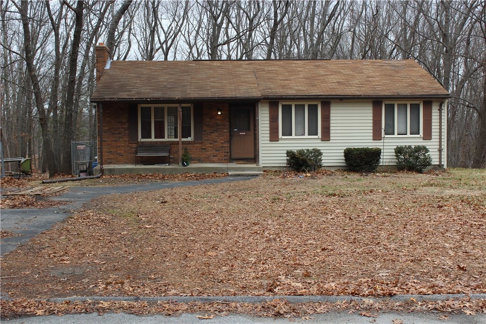 7 Apple Tree Ln, Johnston, RI 02919 - photo 1