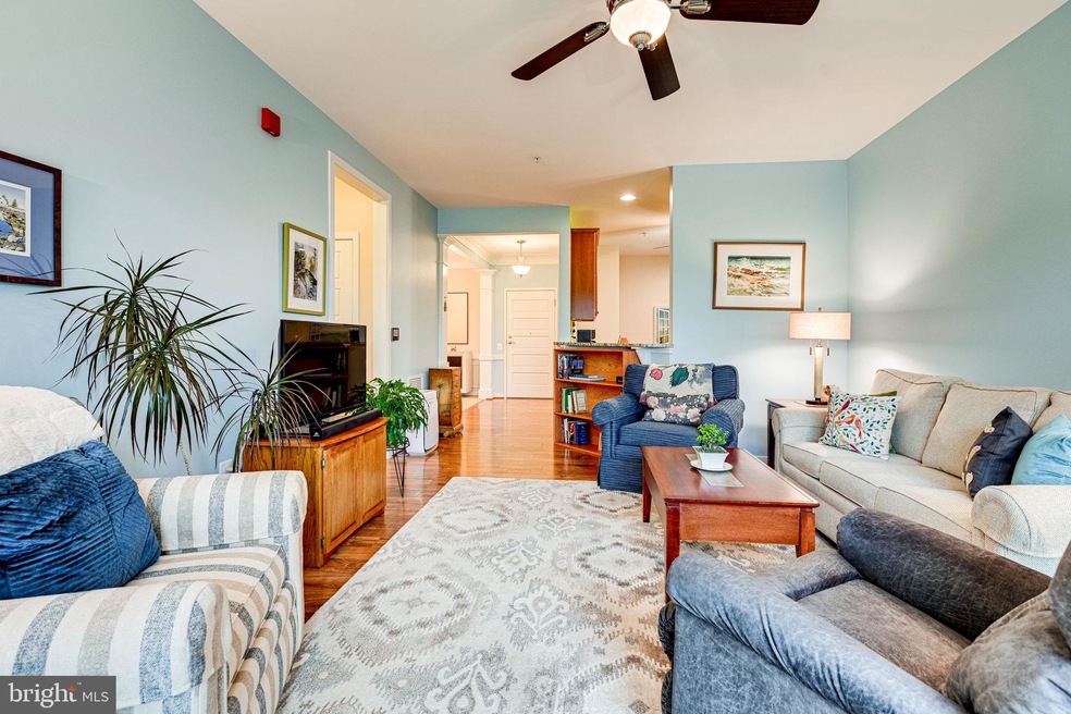 8425 Peace Lily Ct unit 211, Lorton, VA 22079 - photo 1