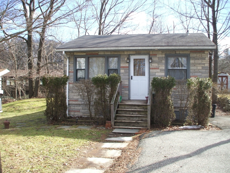 31 Rollins Trail, Hopatcong, NJ 07843 - photo 1