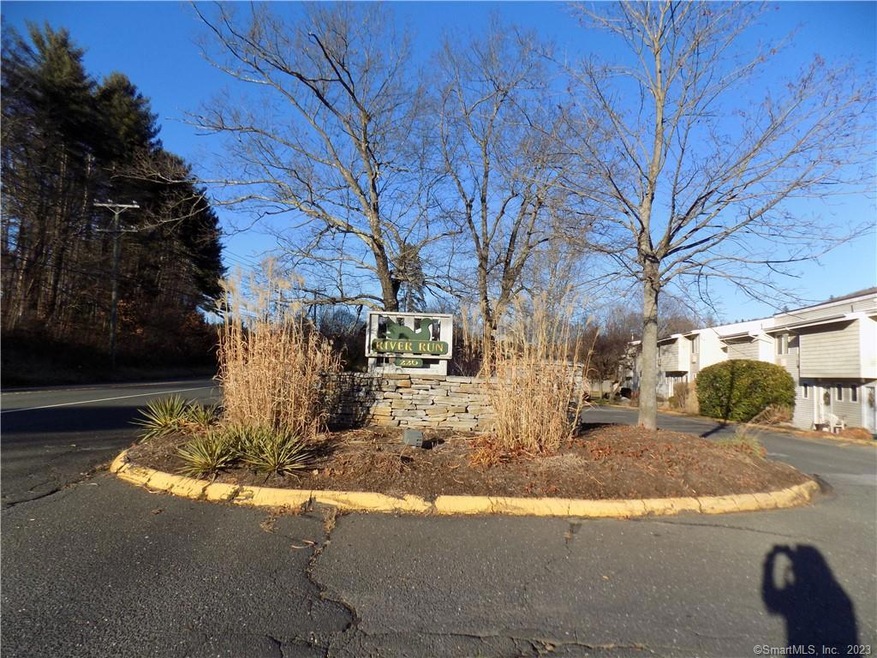 220 Main St unit 2F, New Hartford, CT 06057 - photo 1