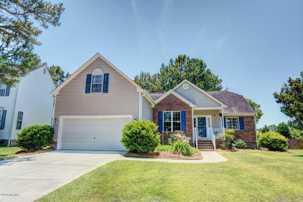 4718 Woods Edge Rd Wilmington-large-001-