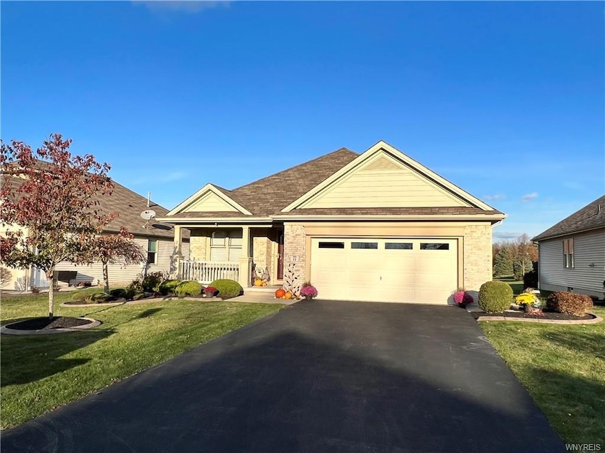 WELCOME TO 77 SPRINGBROOK SHORES!