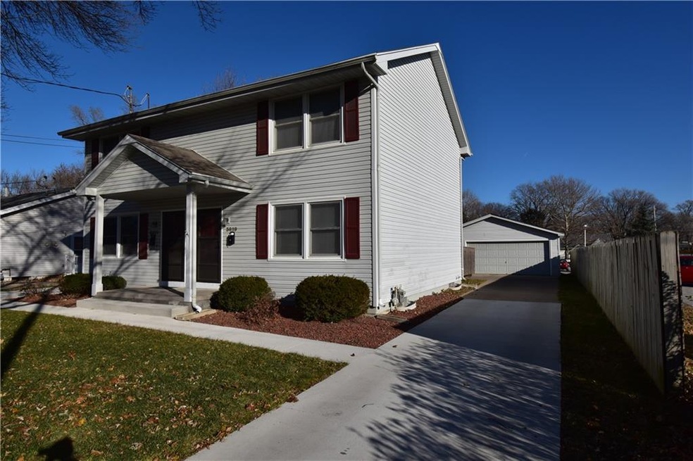 3819 56th St, Des Moines, IA 50310 - photo 1