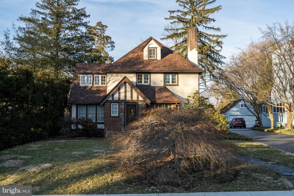 627 Strath Haven Ave, Swarthmore, PA 19081 - photo 1