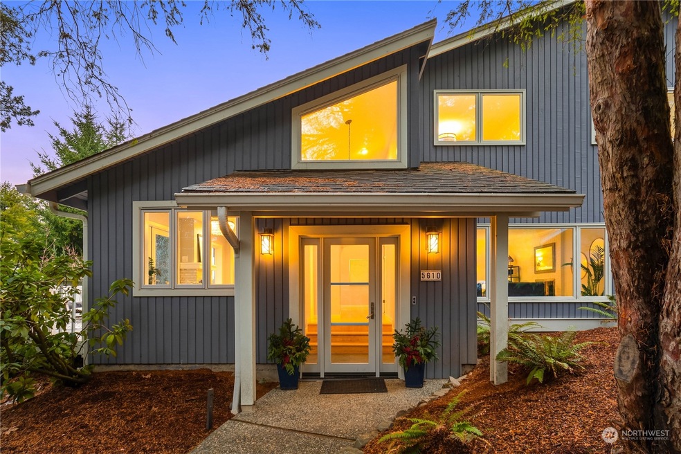 5610 W Mercer Way, Mercer Island, WA 98040 - photo 1